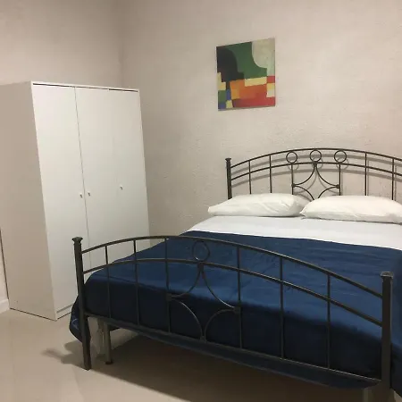 Casa de hóspedes Oplonti *